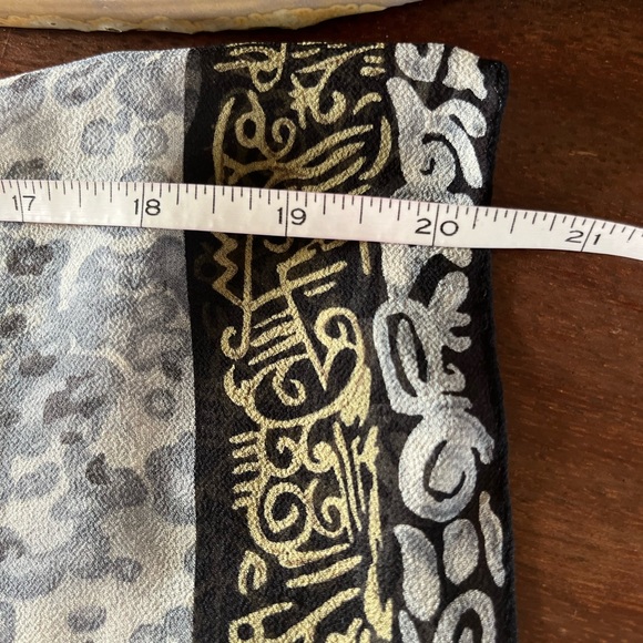 Elaine Gold design, square bandana 100% silk scarf - Picture 5 of 5